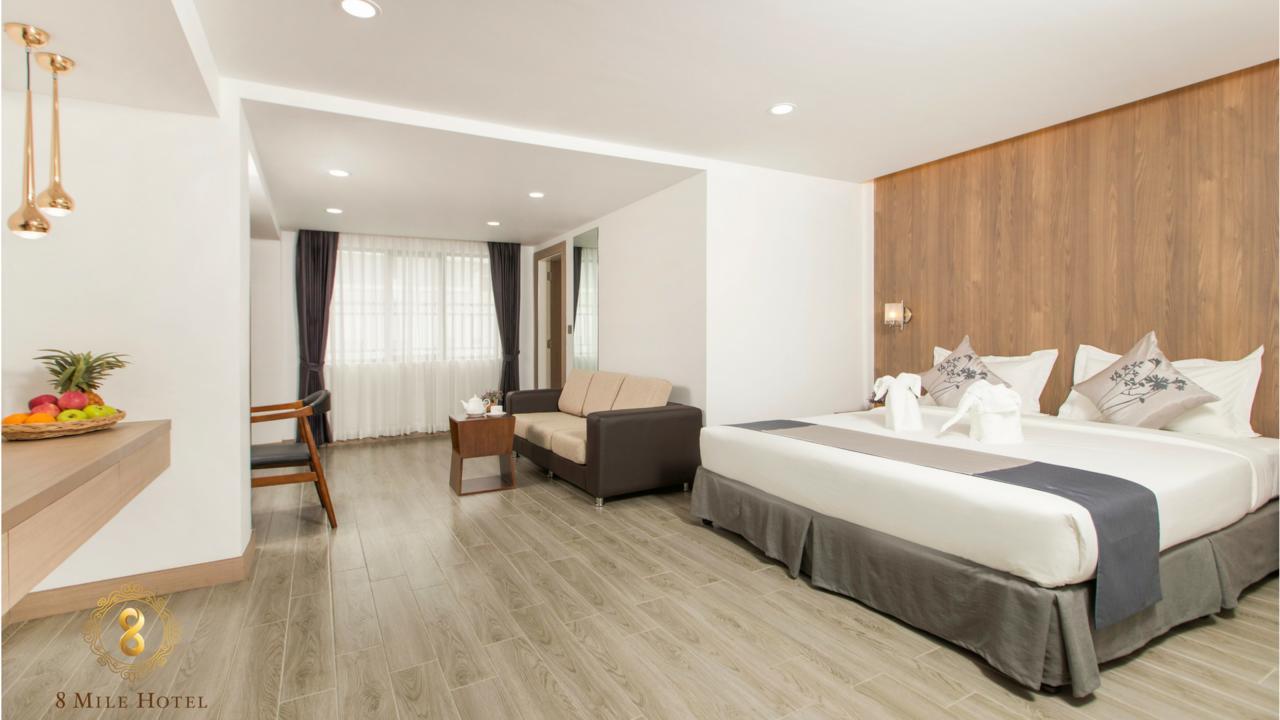 8 Mile Hotel Yangon Exterior photo